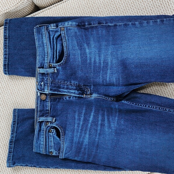 Hollister Men's Slim Fit Jeans in Deep Blue, 30x32, Classic Straight - Picture 3 of 6